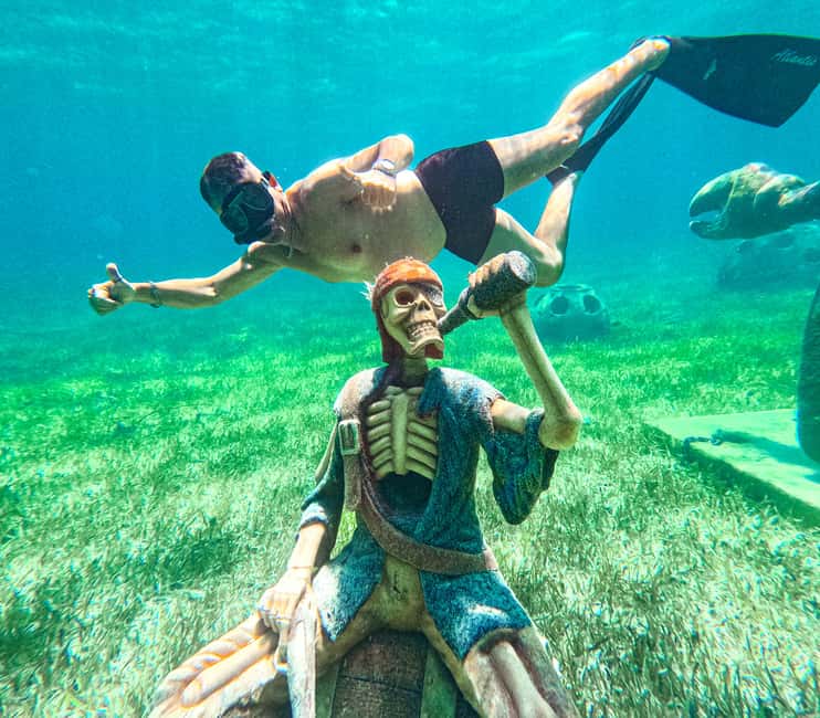 SunCay Private Oceanview Villa up to 6 with Lunch and Ferry - Snorkeling the Reef, Shipwreck, and Underwater Sculpture Park