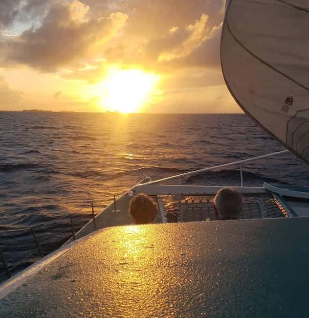 Sunset Cruise In Paradise - Getting picked up, getting onboard, and finding your seat