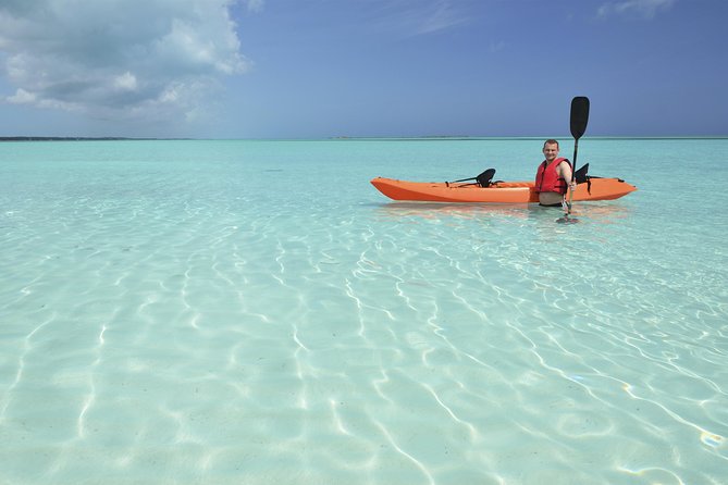 Sweetings Cay Mangrove Kayaking and Turtles - The ride with Brice: more than paddling and photos