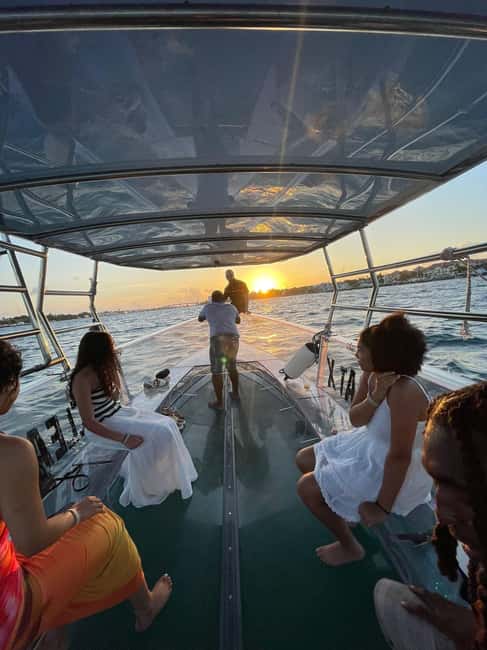 The Clear Boat Experience Bahamas drinks and snacks included - Transparent Boat Over Nassau, plus Atlantis Marina Views