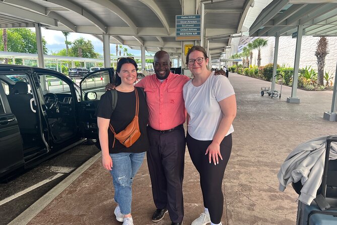 Transfer Service in Nassau Bahamas - Communication that lowers stress: WhatsApp-style updates